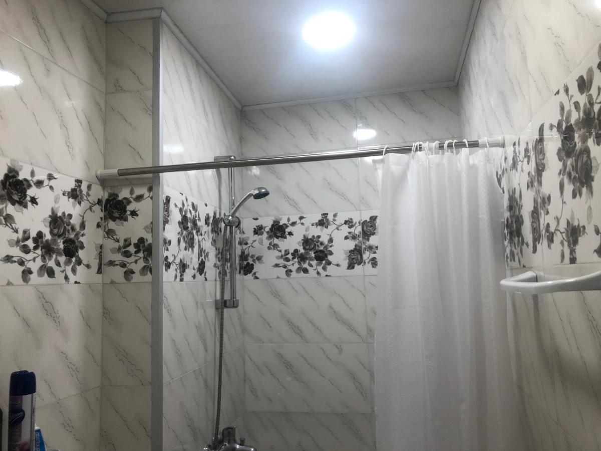 Appartment In Old Tbs, Near Holy Trinity Cathedral ティビリシ エクステリア 写真