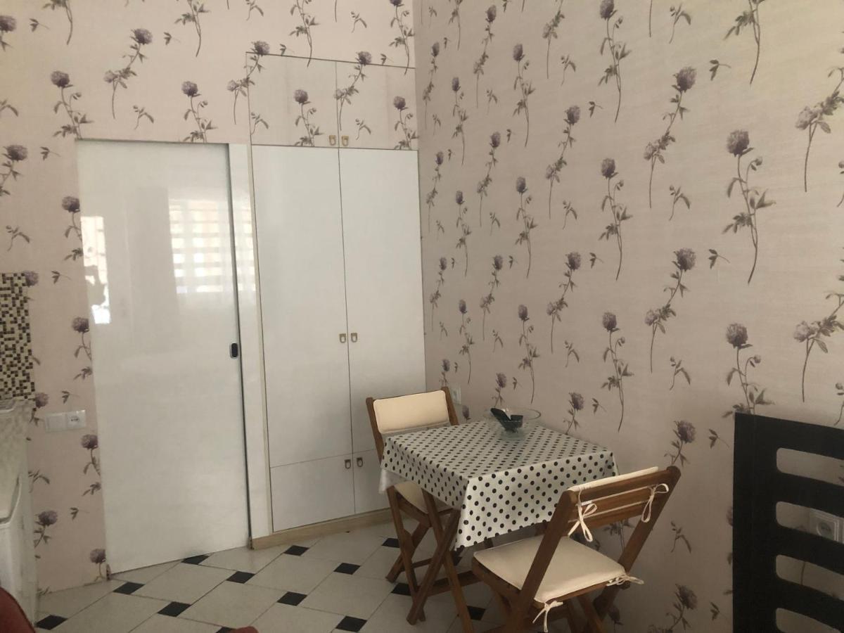 Appartment In Old Tbs, Near Holy Trinity Cathedral ティビリシ エクステリア 写真